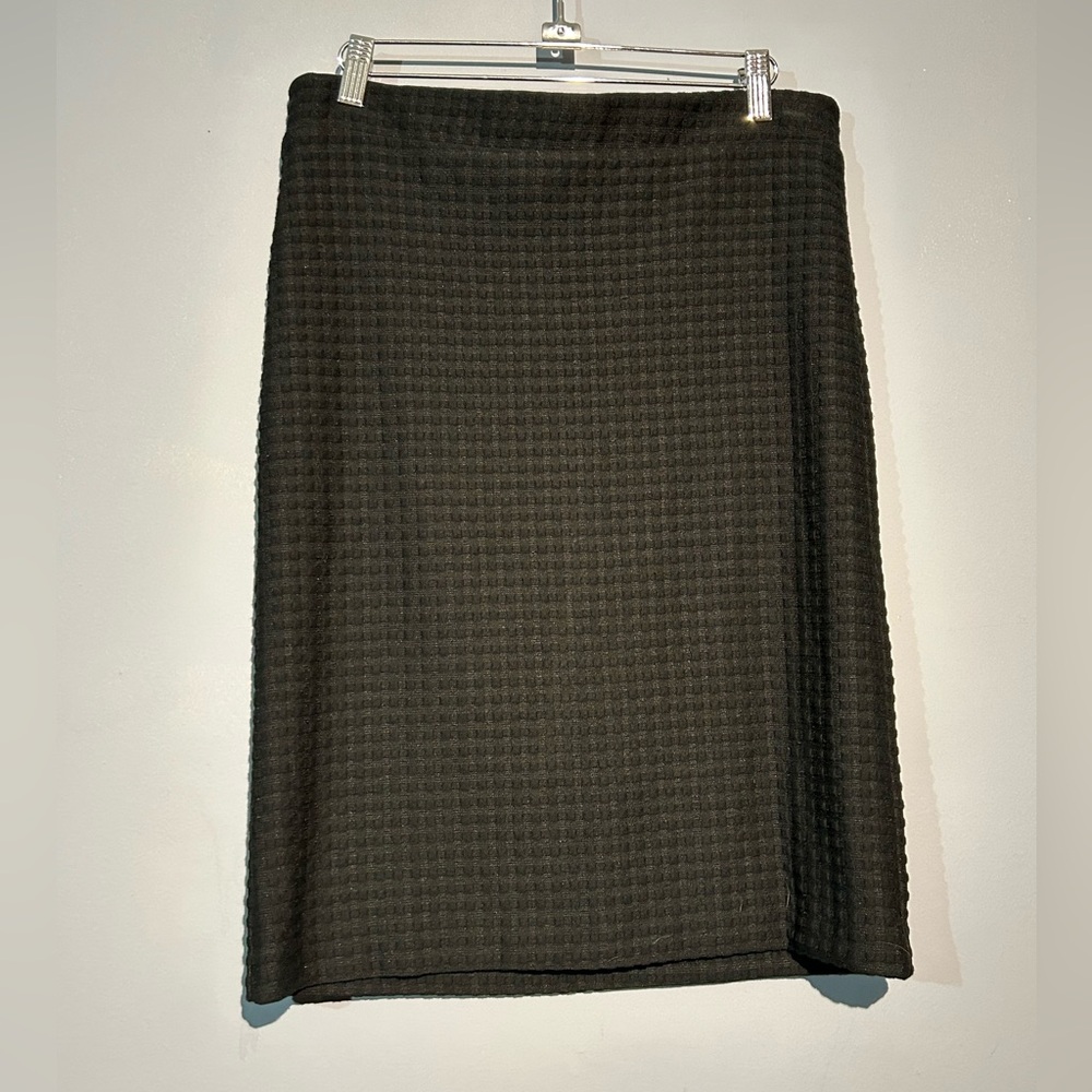 Banana Republic Black Textured Pencil Skirt - Size 6 - 3D Geo!